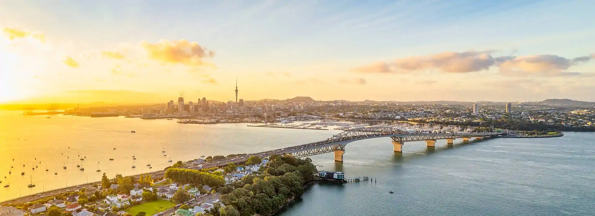 Auckland city Habour Bridge